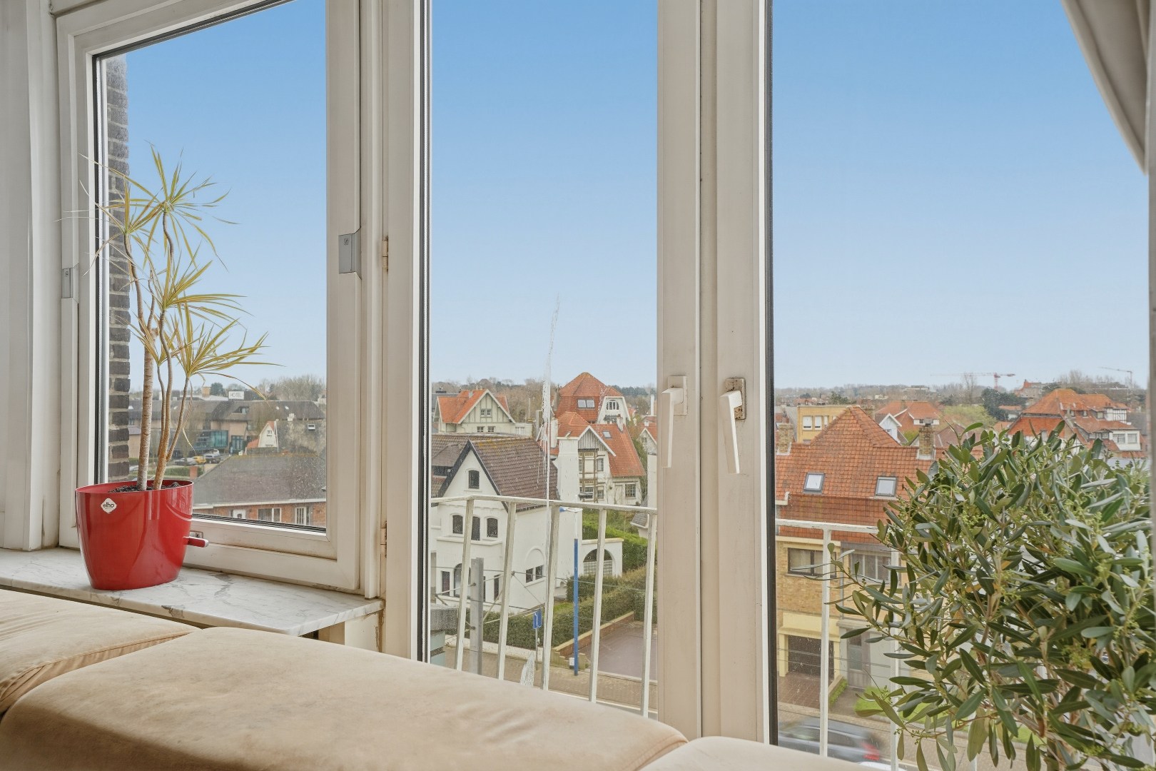 Ruim appartement (115 m²) met 3 à 4 slaapkamers op topligging te Koksijde-Bad 