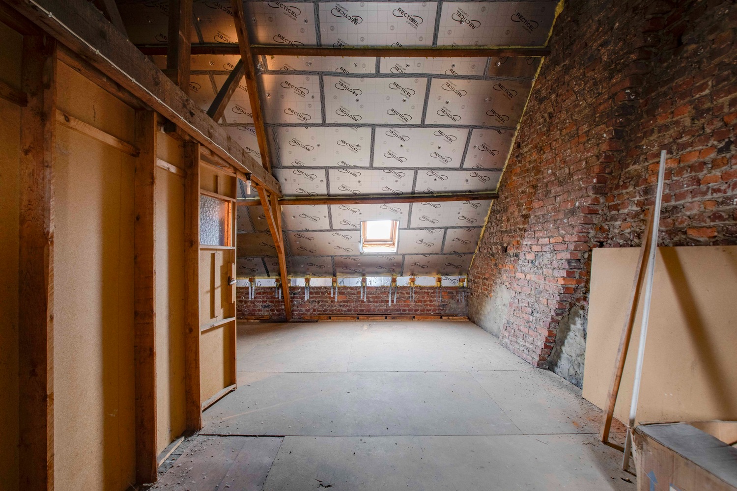 Herenwoning met 3 slpks op een perceel van 7a 42 ca Herzele 