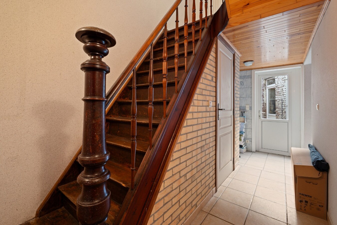 Handelswoning in centrum Zomergem! 