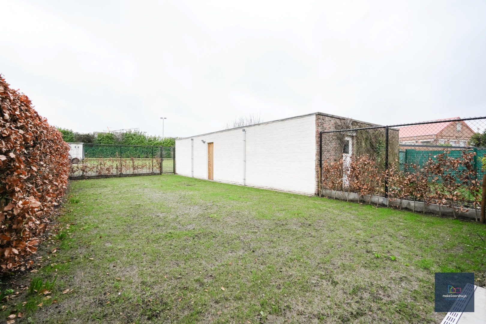 Instapklare eigendom met 3-slp.kamers garage en tuin 