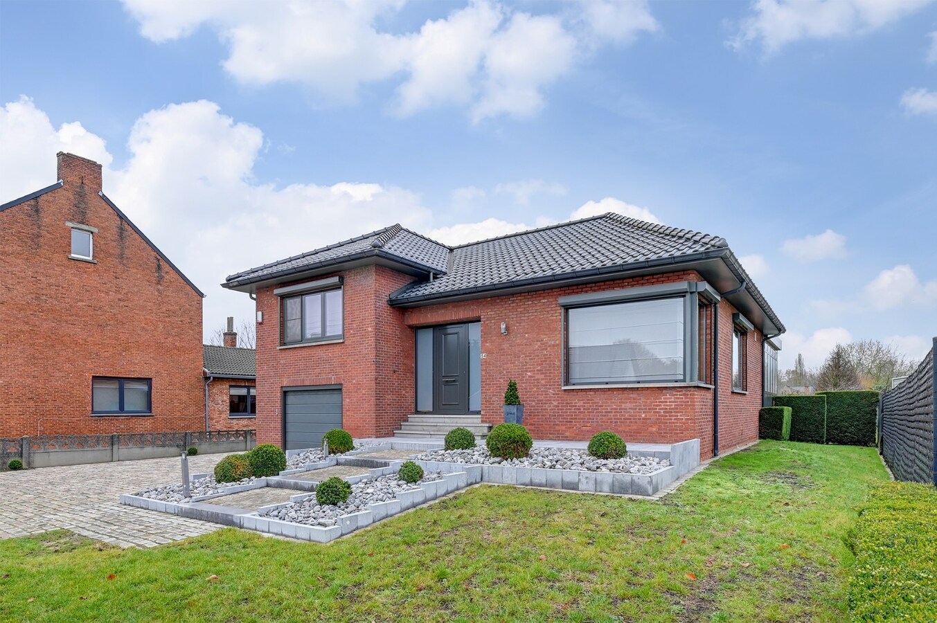 Perfect onderhouden huis met 3 slaapkamers 