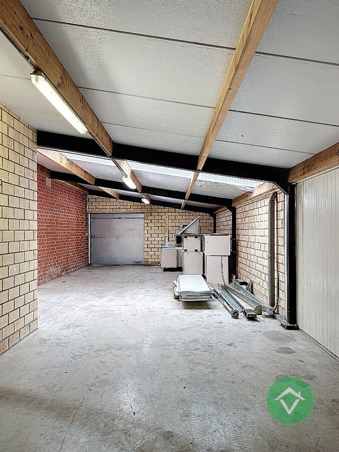 Handelspand met woonst op topligging in Gistel 