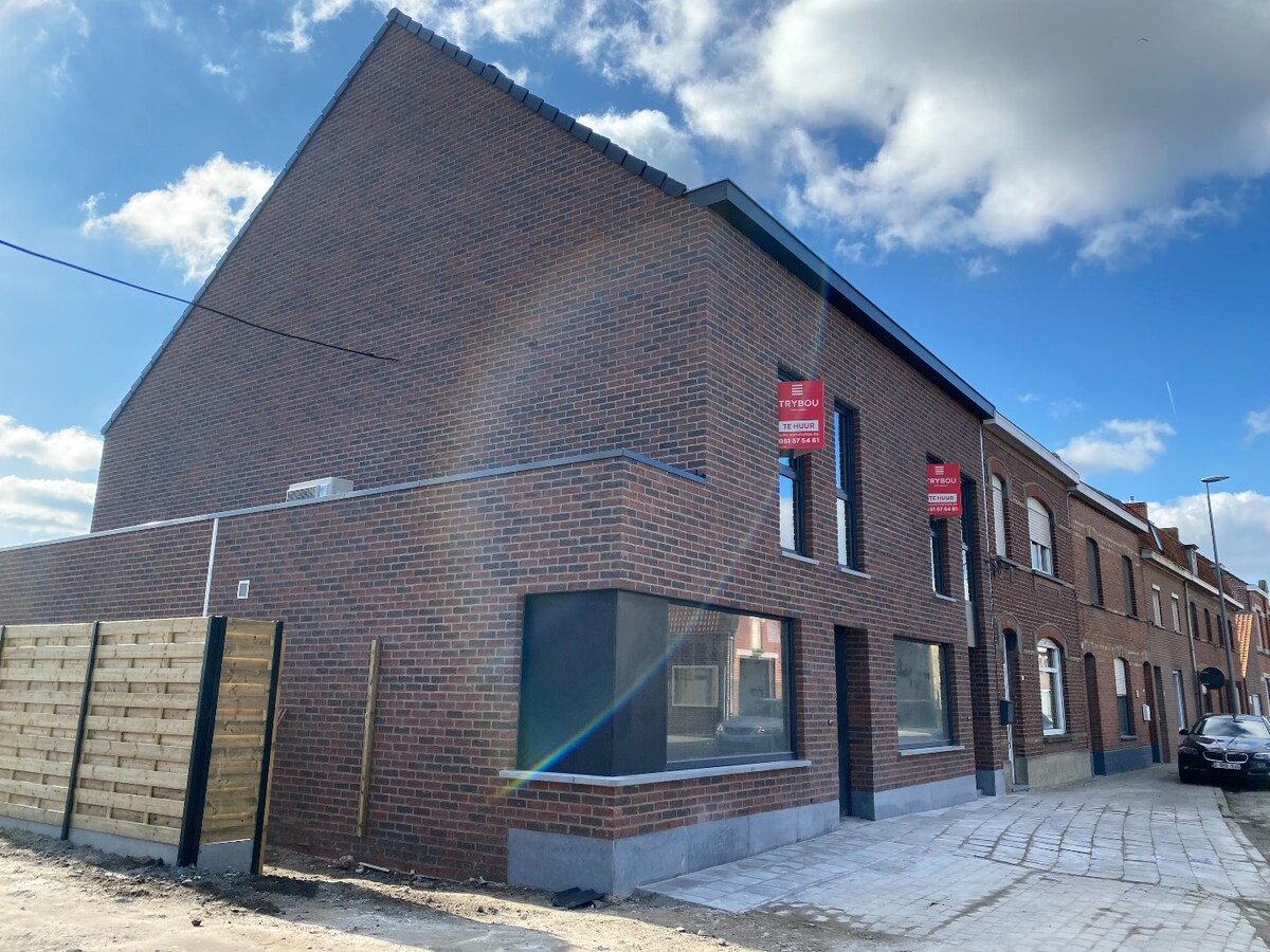 Energiezuinige nieuwbouwwoning met 4 slaapkamers te Brielen 