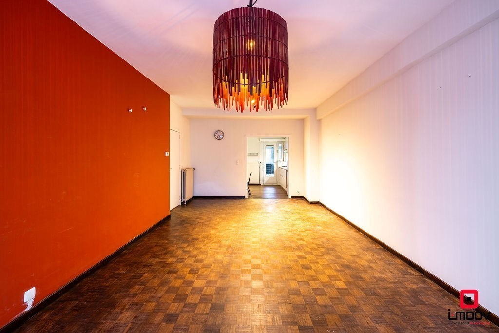 Ruim appartement met terras en garage op toplocatie in Gent 