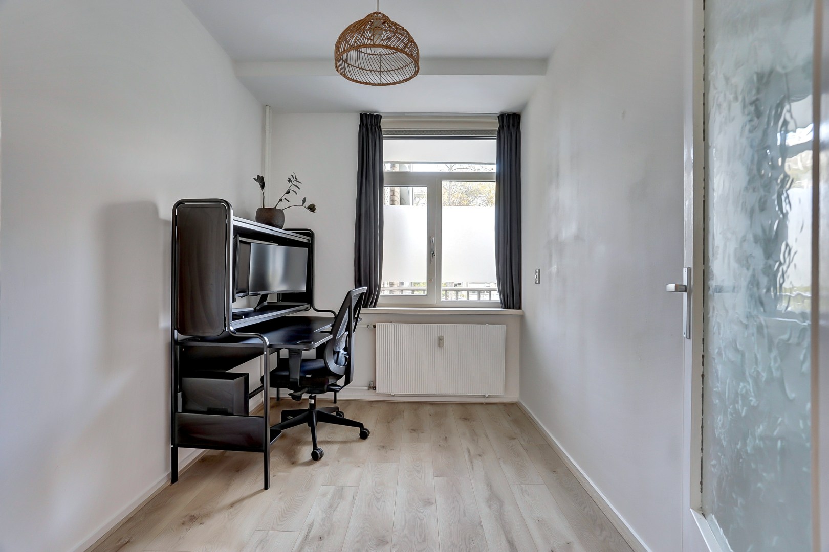 Comfortabel wonen in dit 3-kamer hoek appartement met een heerlijk balkon op het zonnige westen! 