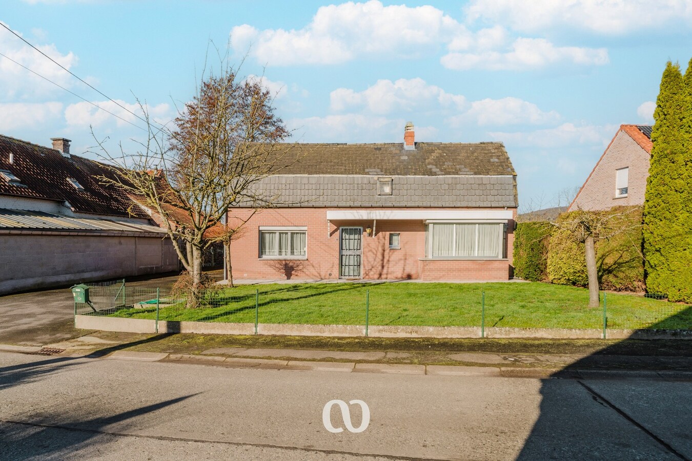 Prachtig gelegen bouwgrond met te slopen woning 