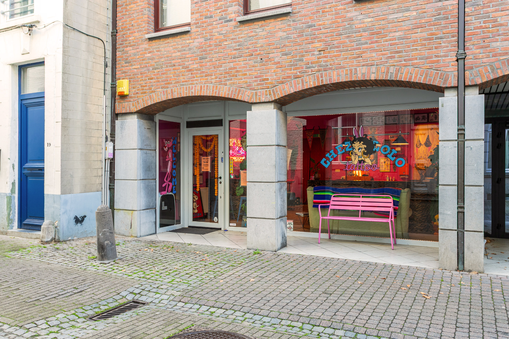 Handelsruimte met woongedeelte in hartje Halle 