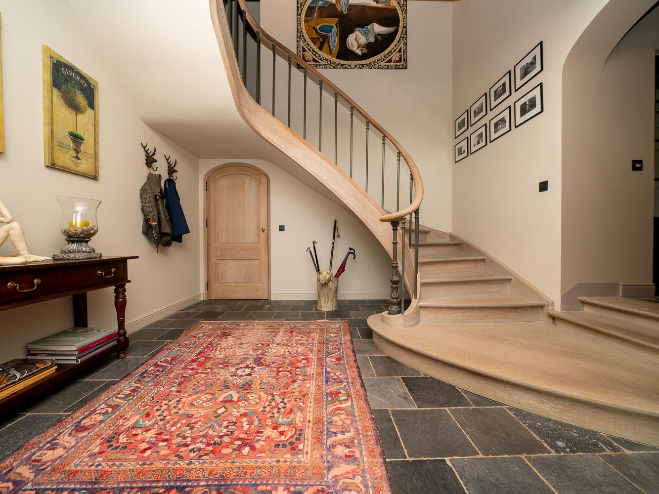 Unieke landelijke villa met zwembad en zicht op Pedevallei 