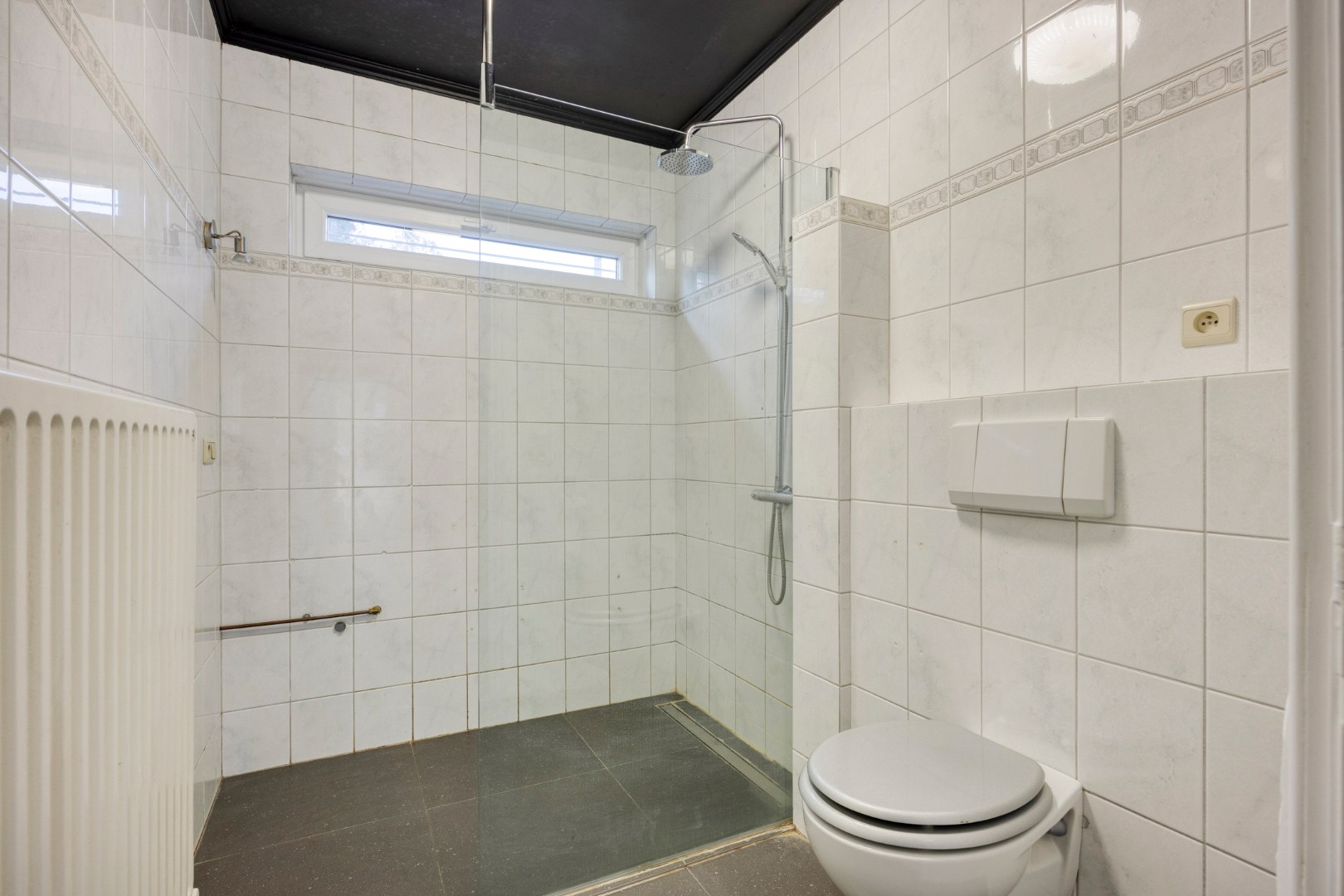 Charmante, instapklare gezinswoning met 4 slpk. op 18a 74ca in Lommel-Kerkhoven 