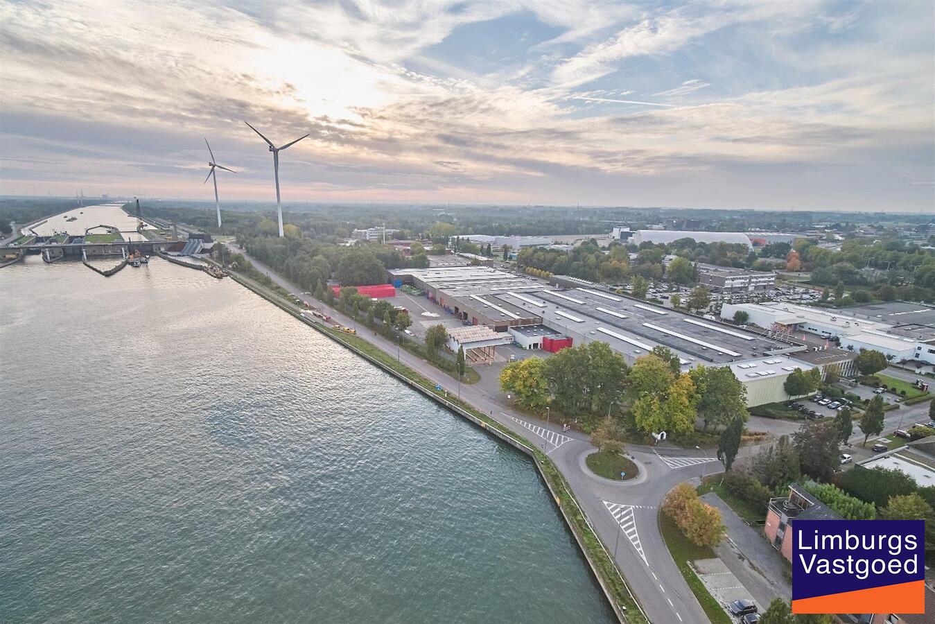 C-SITE Nieuwbouw KMO unit 23 - 5078 m² - a/d voormalige Coca-Cola site 