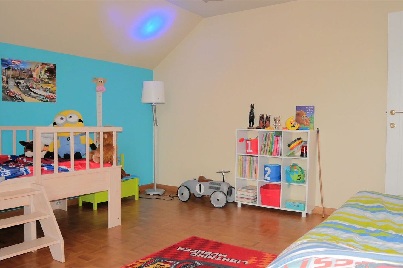 Tijdloze woning op 1254 m² in residentiële wijk 