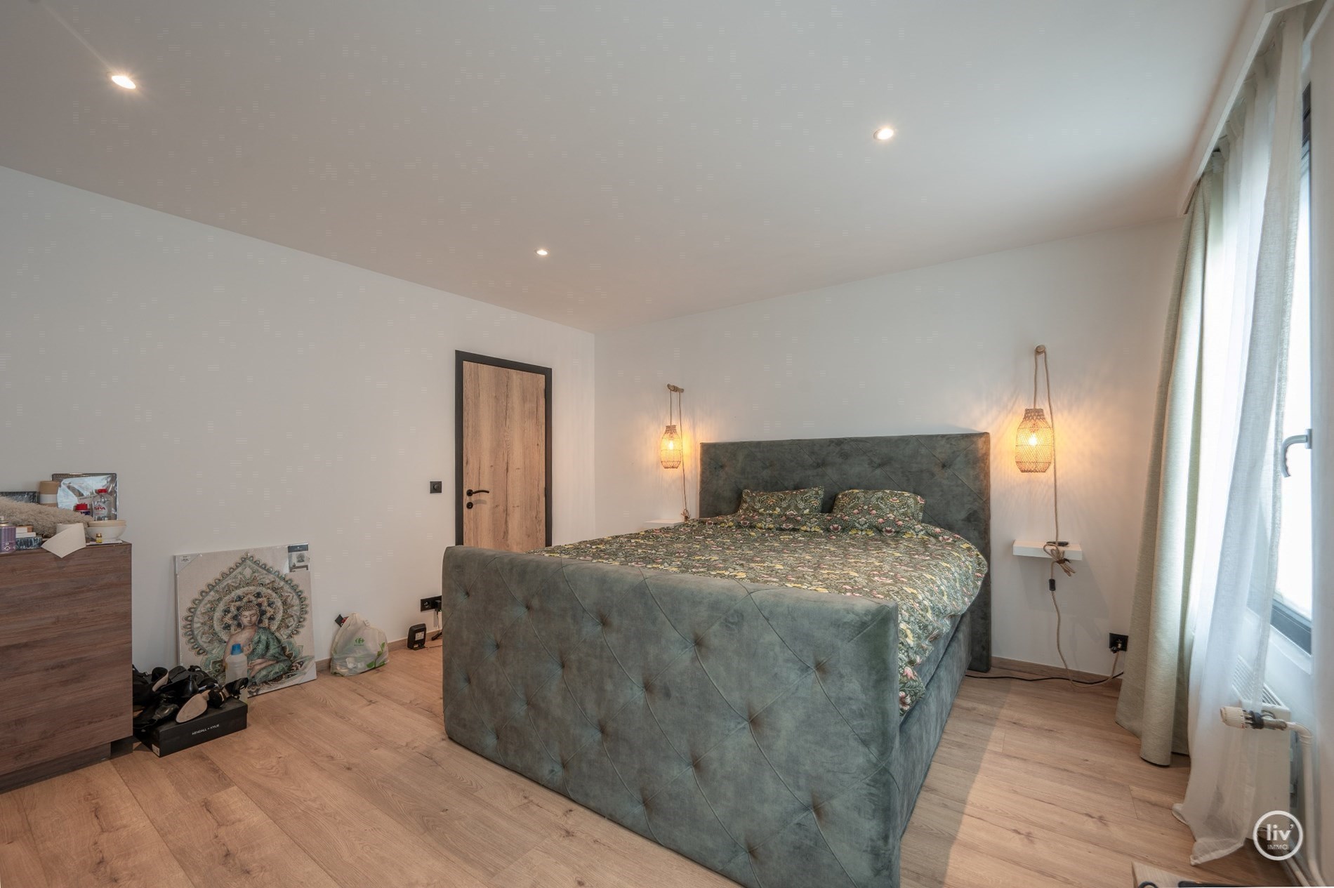 Maison authentiquement rénovée avec jardin orienté sud-ouest. 