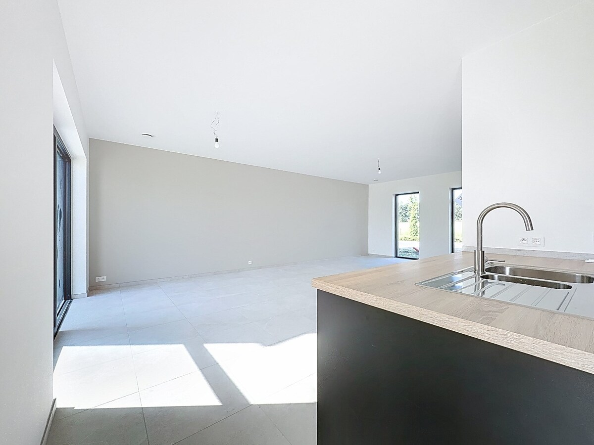 Moderne halfopen BEN-woning aan 6% BTW 