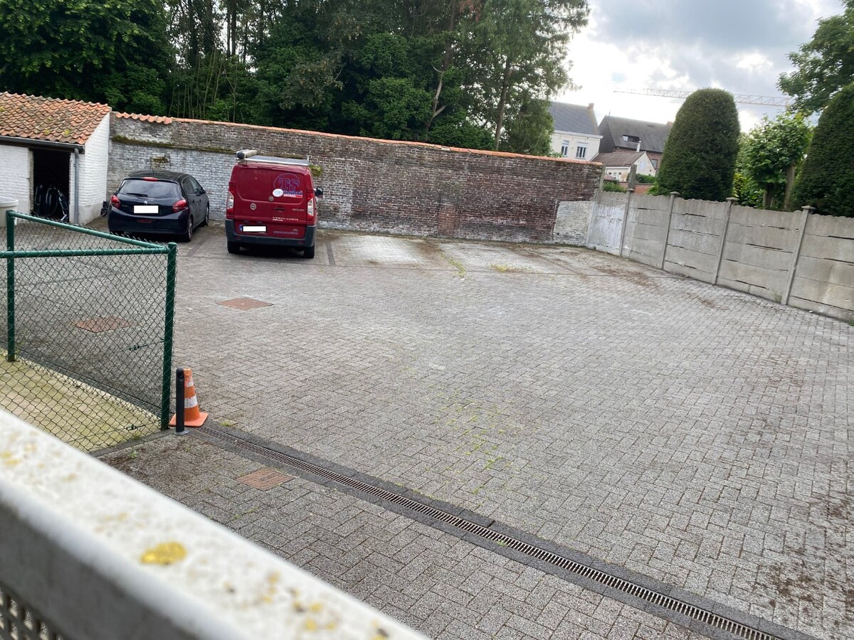 Ruim appartement met zonnig terras 