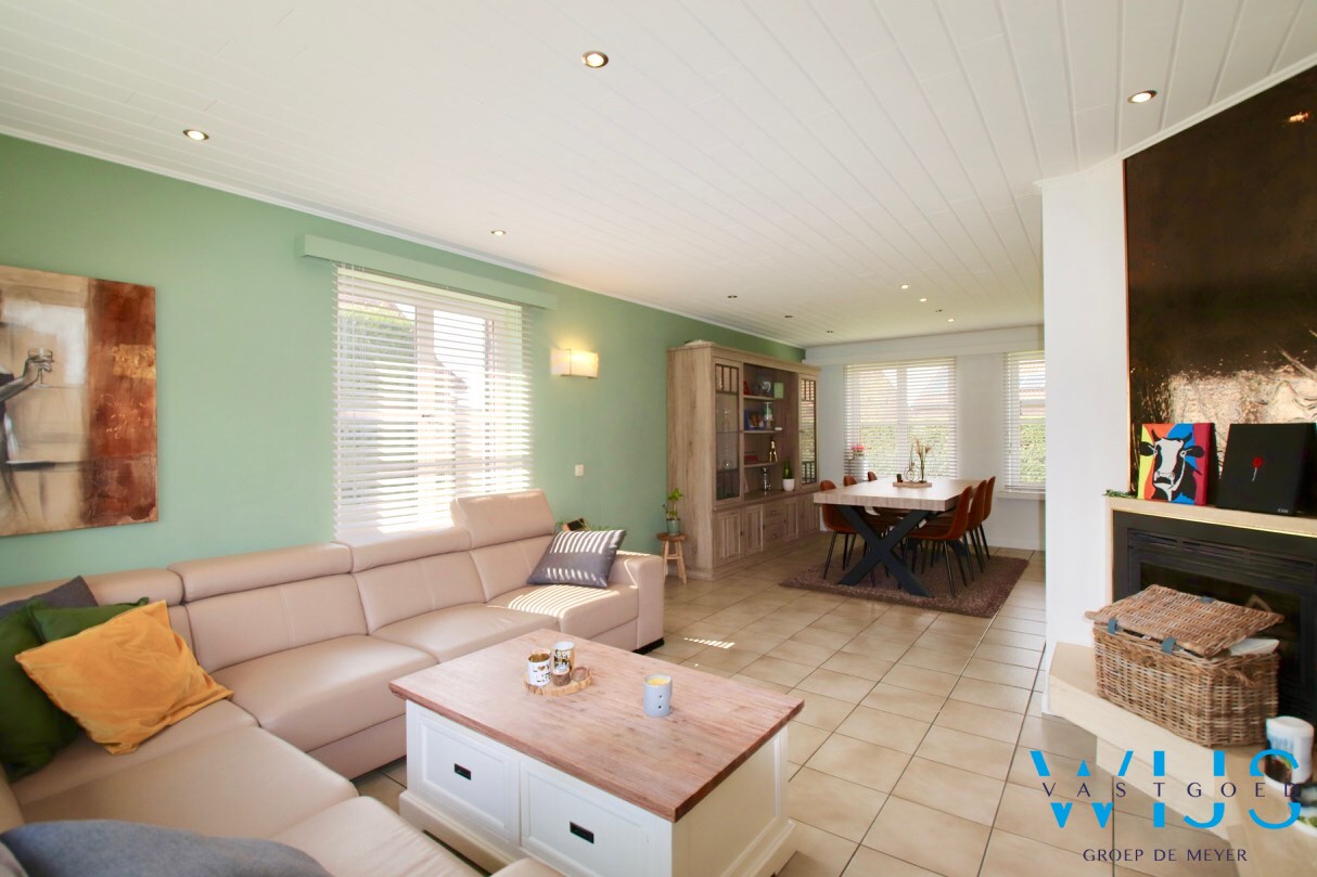 Instapklaar woonhuis met 4 slaapkamers, ruime tuin &amp; garage te ERTVELDE ! 