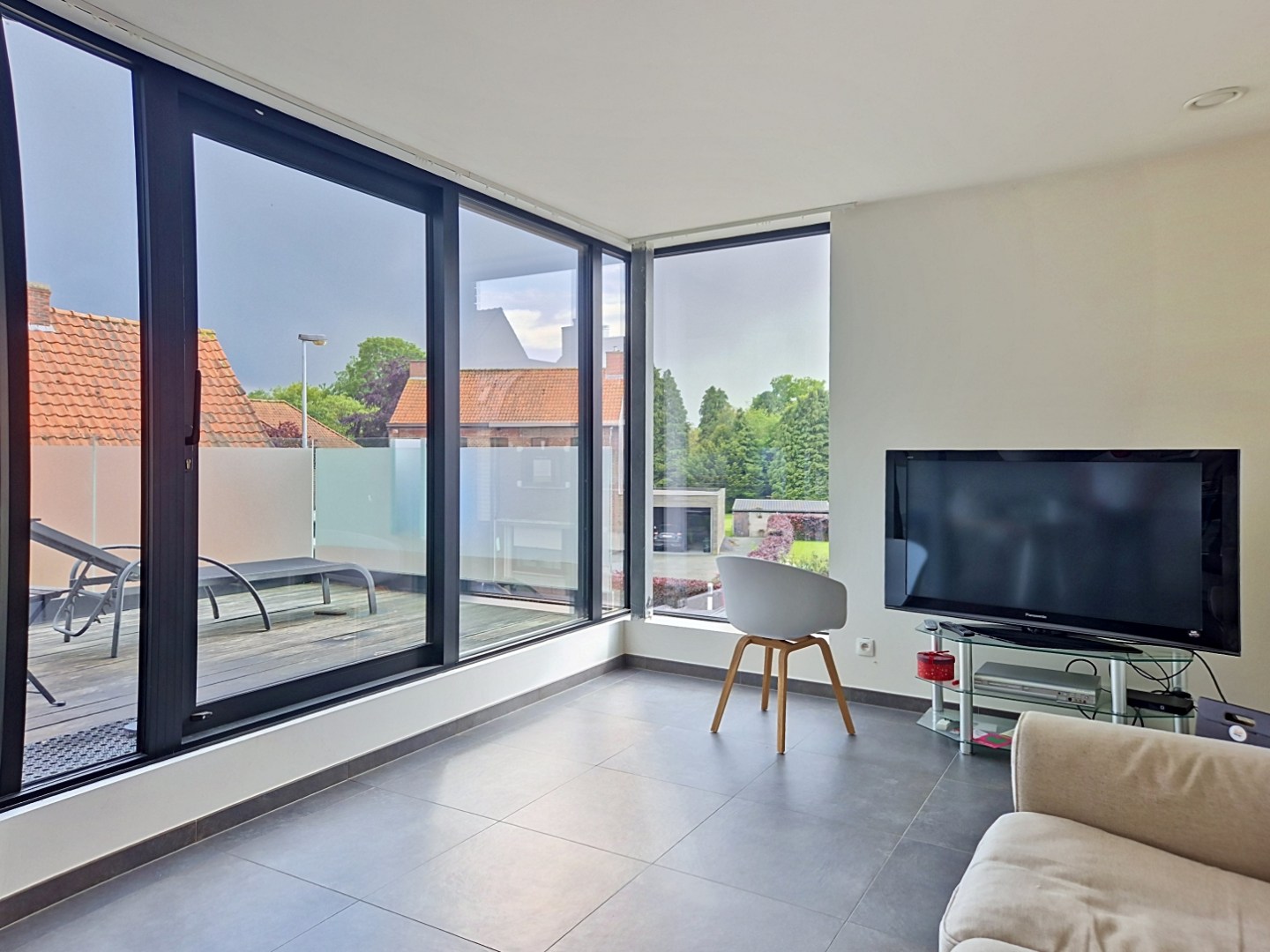 Appartement met 2 slpks en garage 