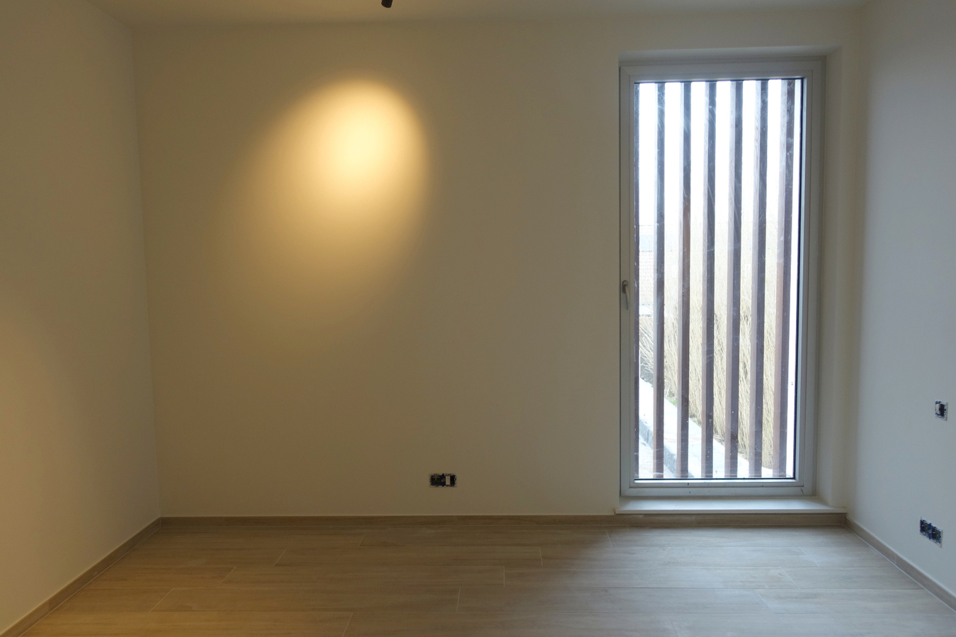 Kwalitatief nieuwbouwappartement met  enorm terras 