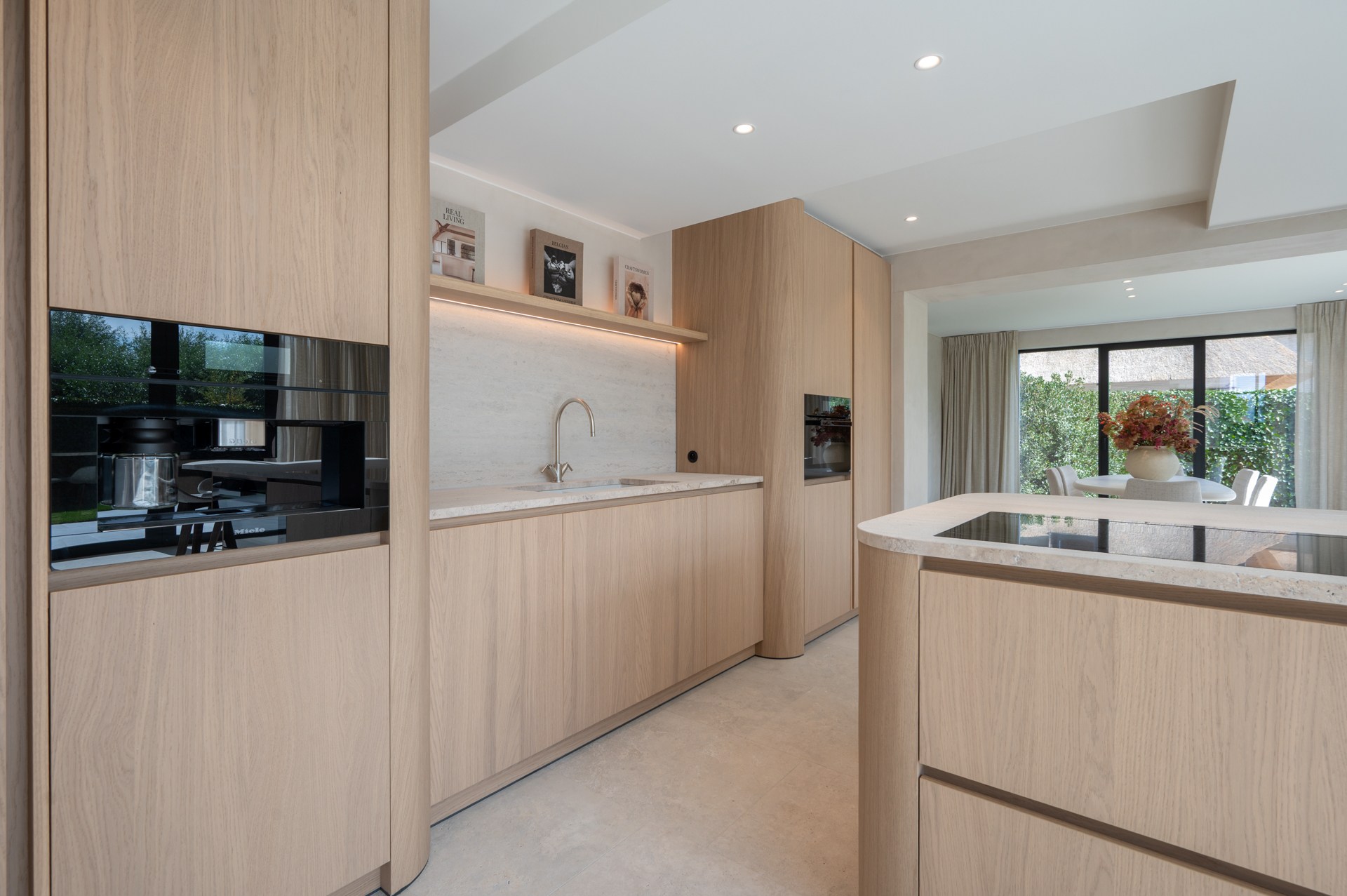 Villa Zoutedijk - prachtige villa in typische Zoute-stijl op een zuidgericht perceel van 808 m². 