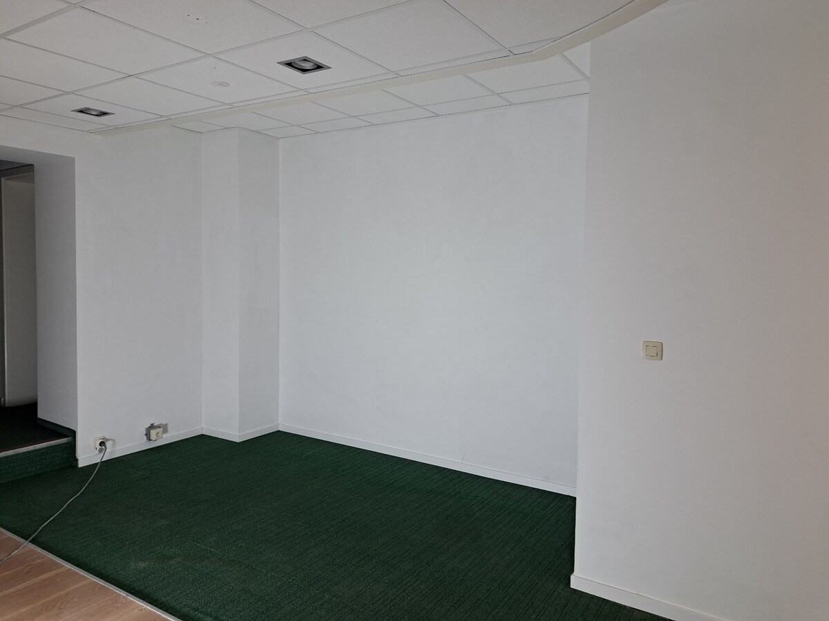 Surface commerciale état neuf 