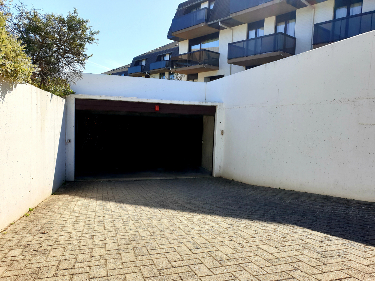 Verkocht parkeerplaats - Oostduinkerke