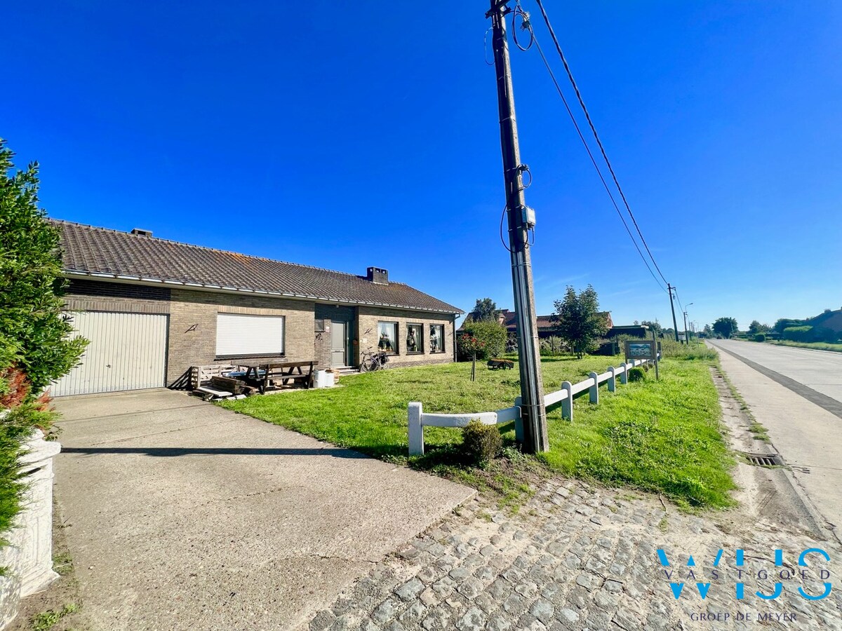 Te renoveren woonhuis op 1.526m² te Evergem ! 