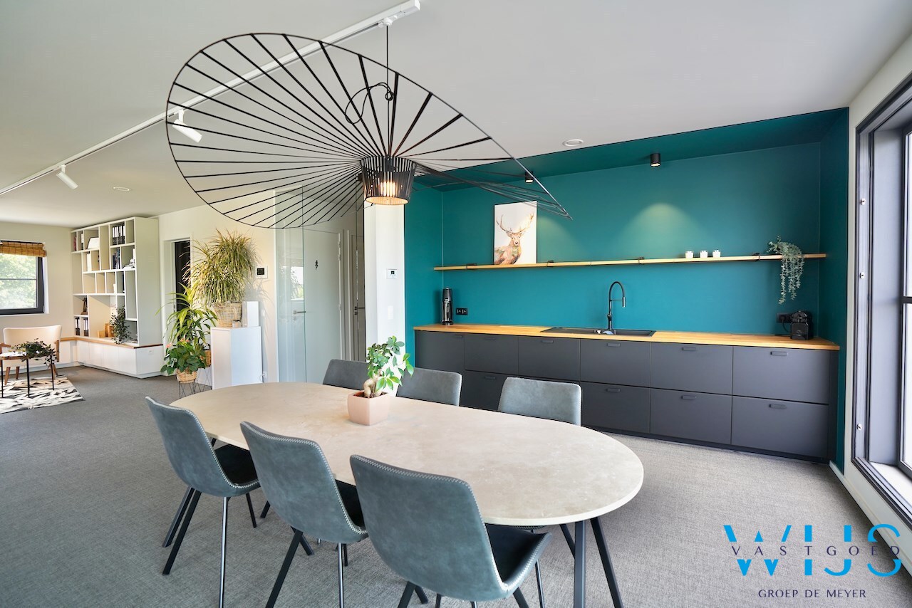 Zeer tof kantoor van 130m² te Assenede ! 