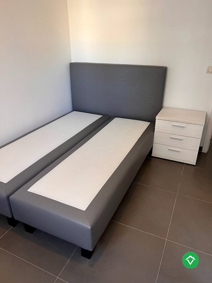 Appartement met 2 slaapkamers en ruim terras te Oostende 