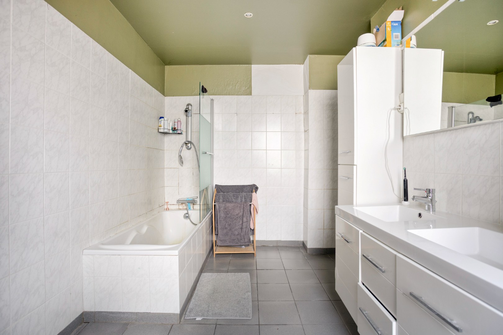 Charmante woning met 3 slpk. en gezellige patio in het centrum van Geel-Sint-Dimpna 