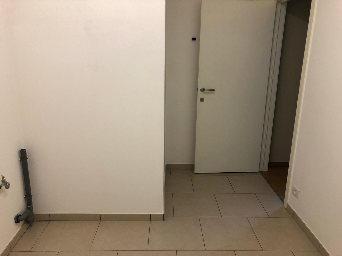 Bijzonder ruim 2-slpk-luxeappartement in centrum De Pinte 