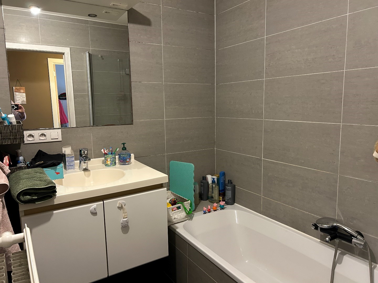 Aangenaam appartement met garage en groot terras 