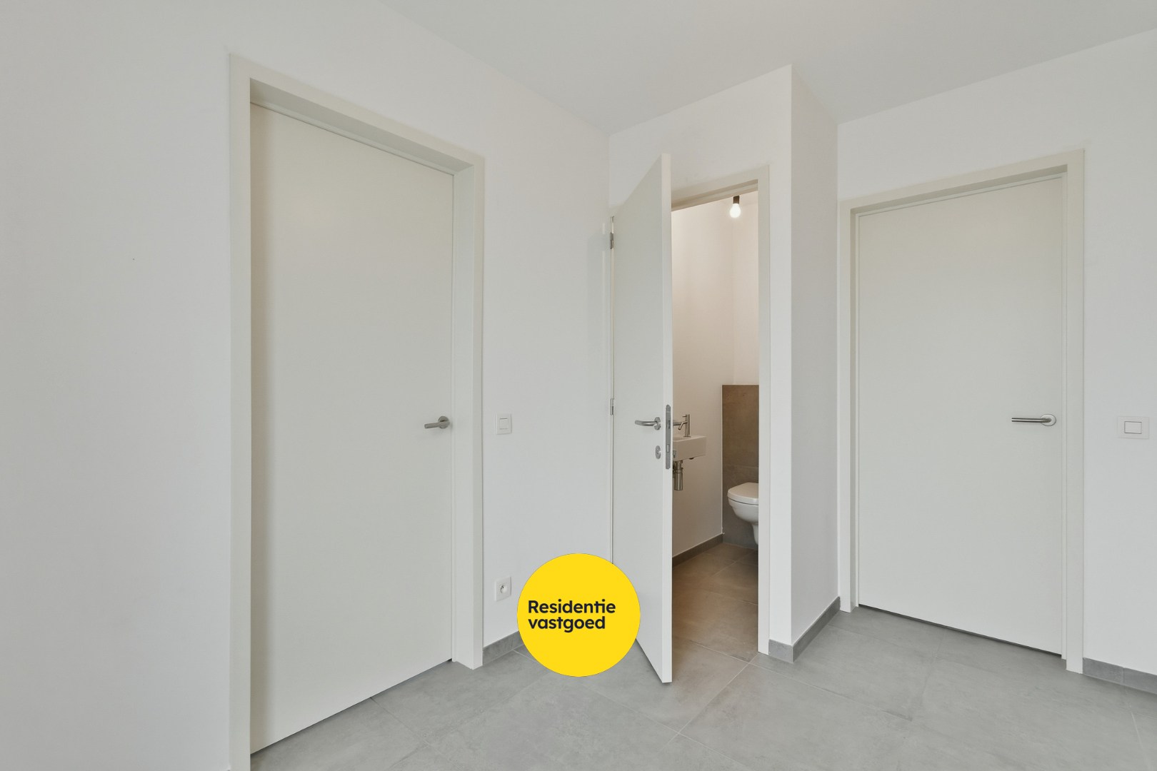 Halfopen woning met 3 slaapkamers te huur in Aartrijke 
