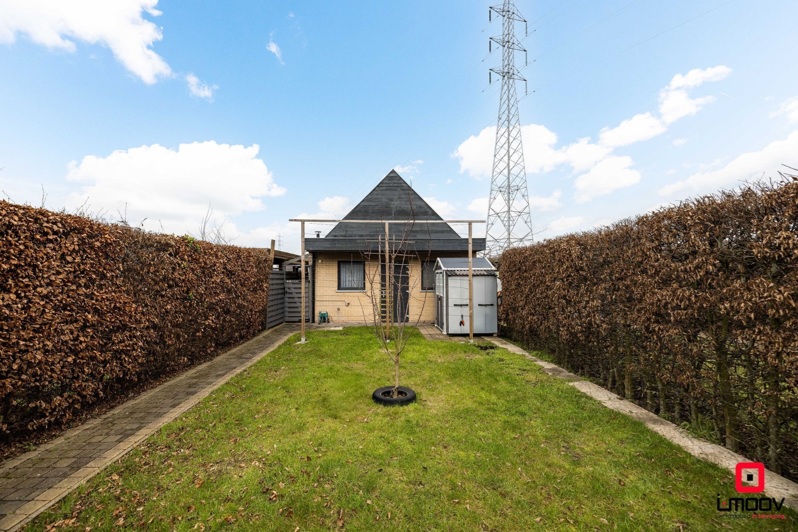 Ruime gezinswoning met tuin en aparte kangoeroewoning 