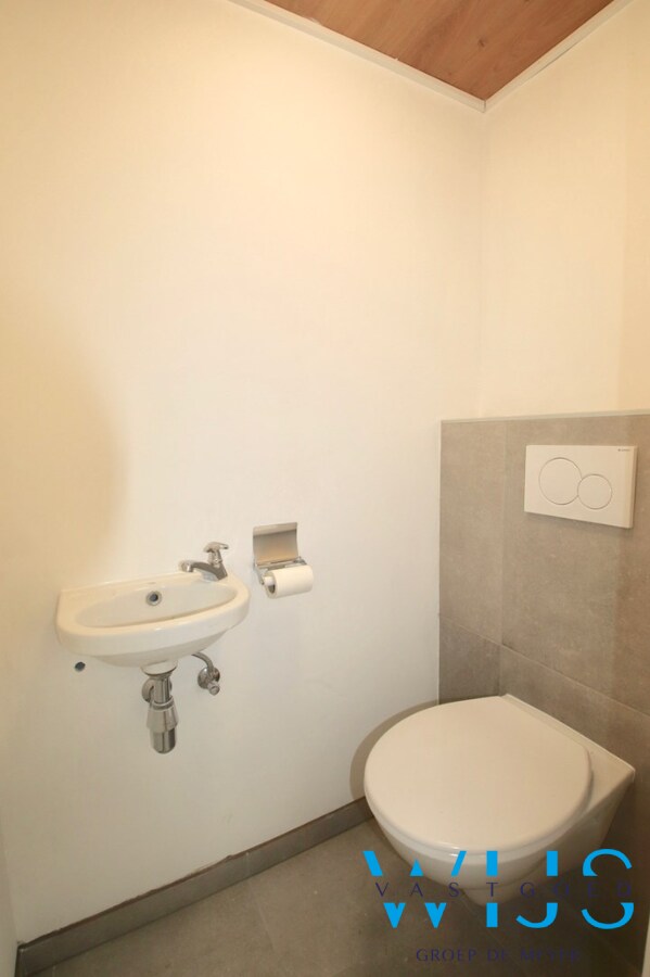 Gerenoveerd woonhuis met 3 slaapkamers te Zelzate ! 