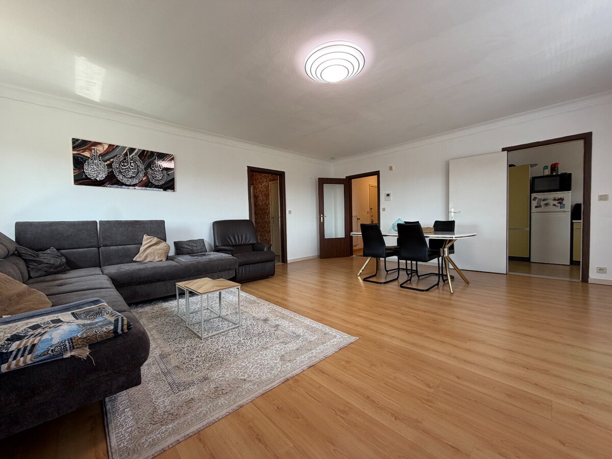 Lichtrijk instapklaar appartement EPC B  te Kuurne met 3 slaapkamers en autostaanplaats! 