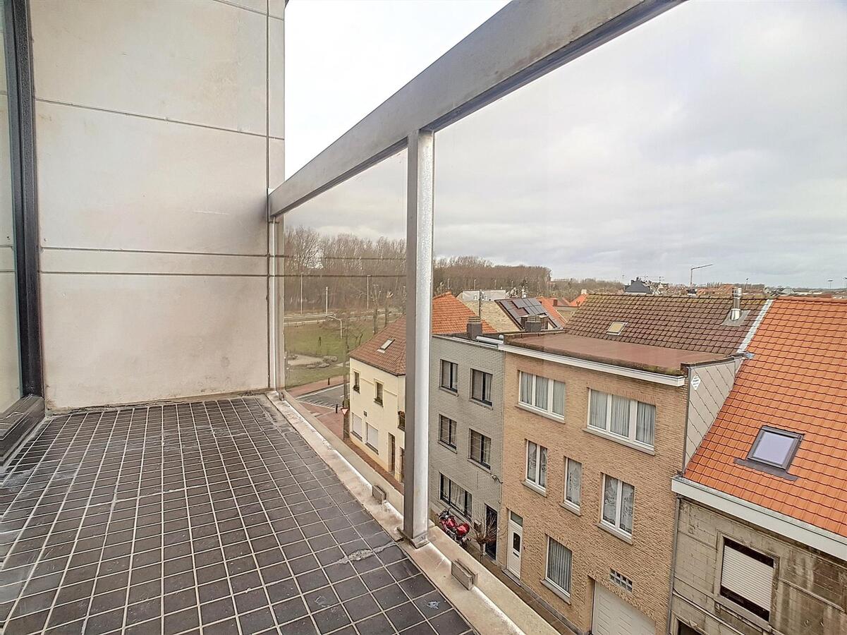 Knap gerenoveerd appartement met open zichten - Heist 