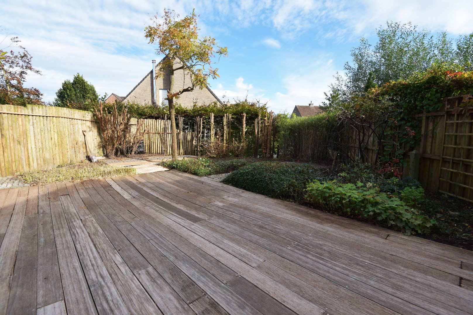 Woning met 4 slpks, terras en garage nabij centrum Maldegem 