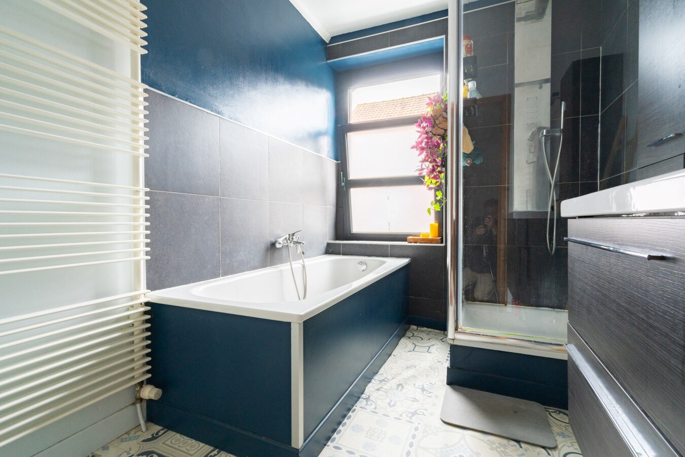 Maison atypique avec jardin et garage, COUP DE COEUR !! 