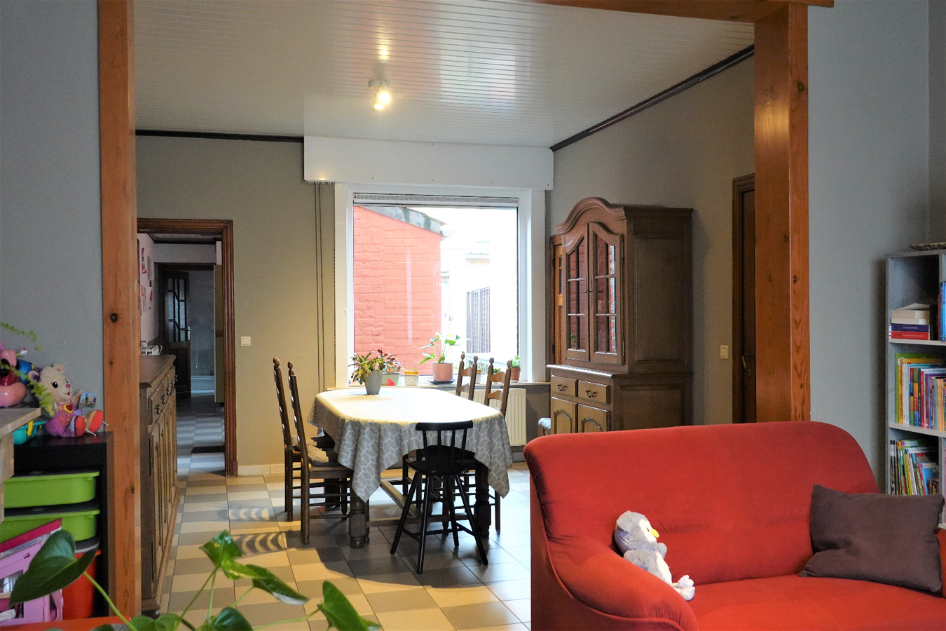 Ruime halfopen woning met tuin 