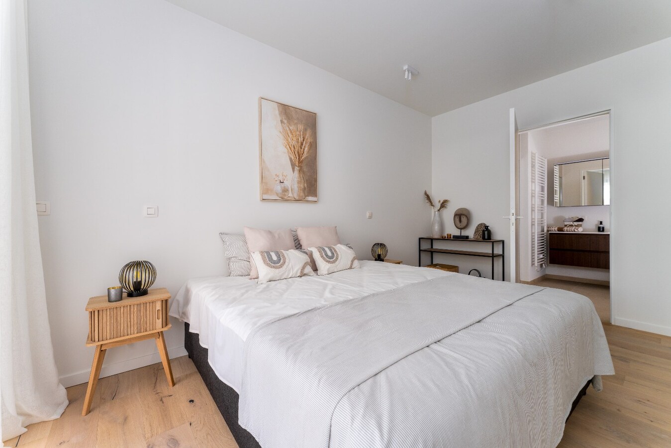 Luxueus afgewerkt nieuwbouwappartement met 2 slaapkamers en royaal terras 