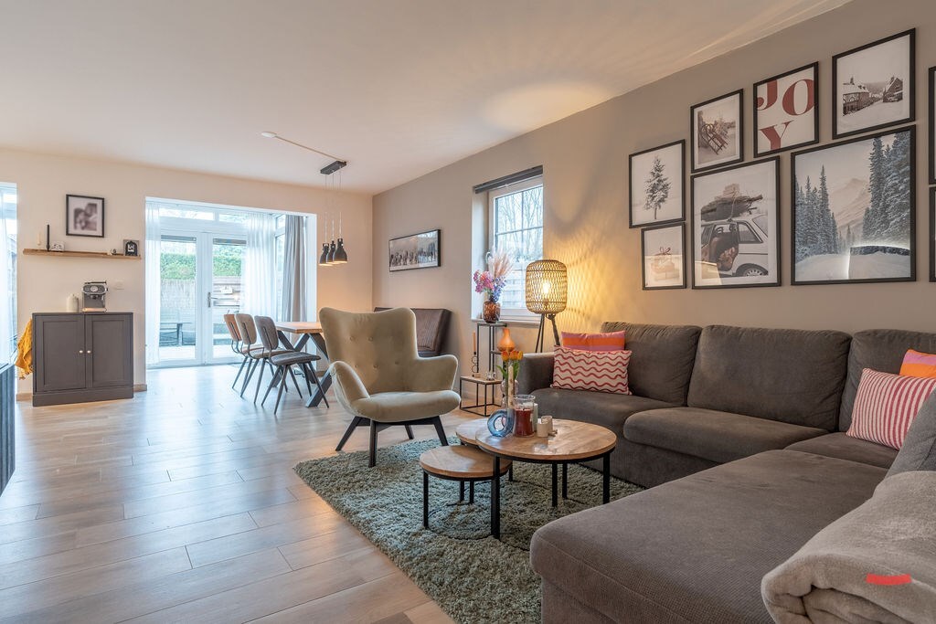 Benedenwoning verkocht in Ravels