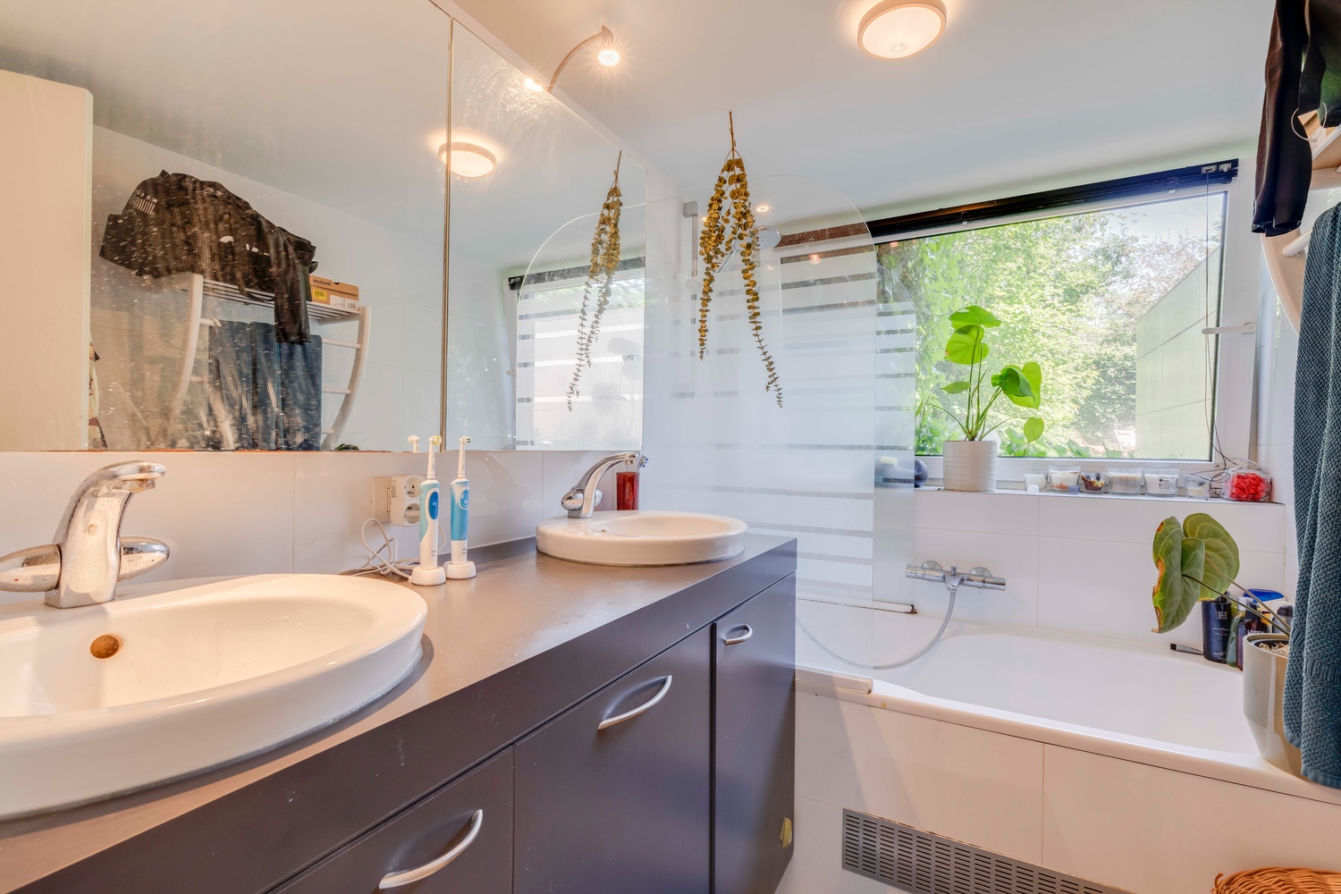 Uniek design appartement te koop in Sint-Amandsberg 