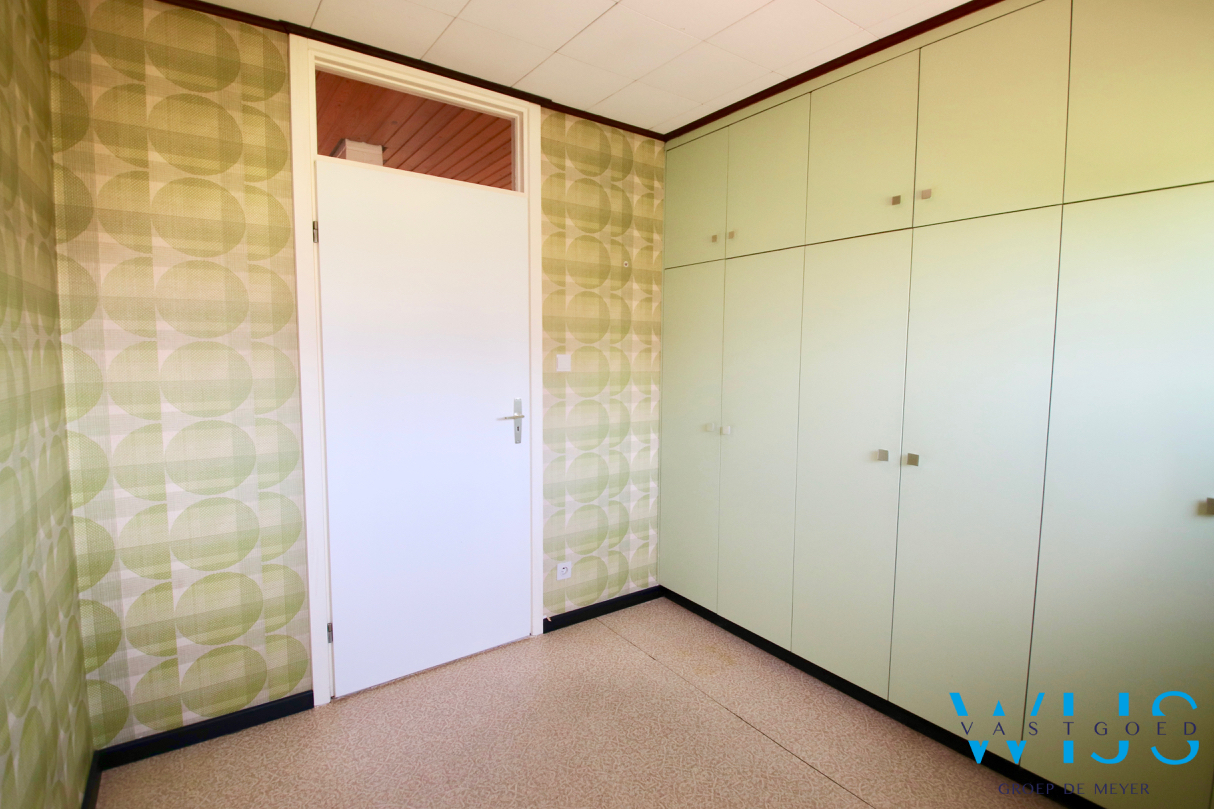 Ruime gezinswoning met 4 slaapkamers te Bassevelde ! 