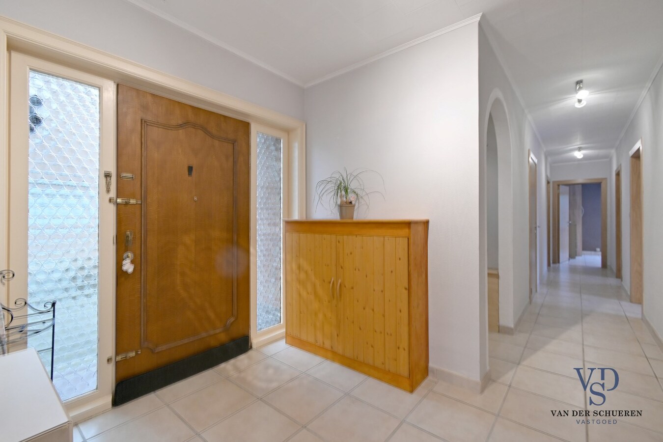 Degelijke bungalowwoning met garage 