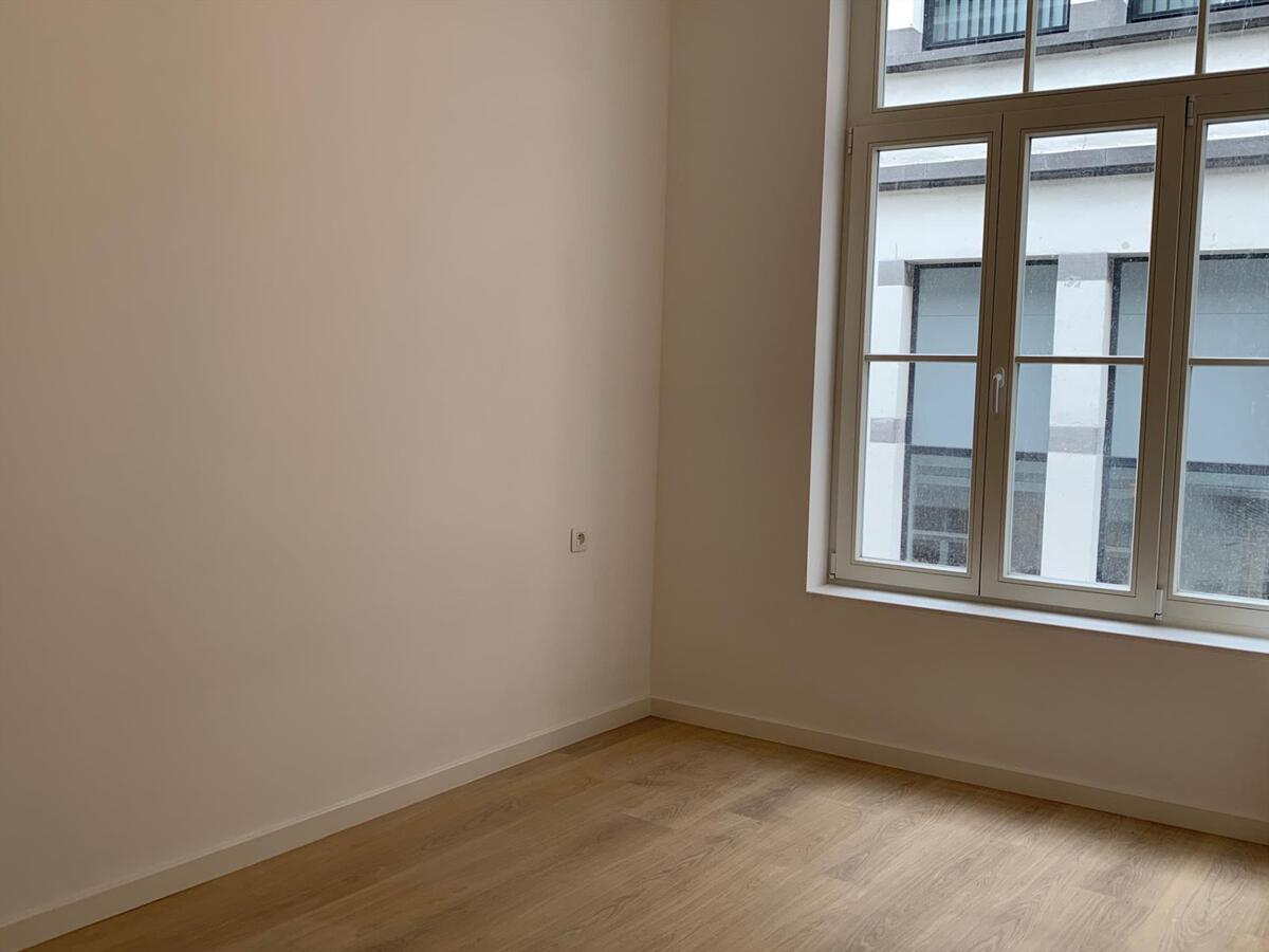 EXCLUSIEF WOONAPPERTEMENT IN UNIEKE COMPLEET GERENOVEERDE WOONRESIDENTIE PAL IN CENTRUM OOSTENDE 