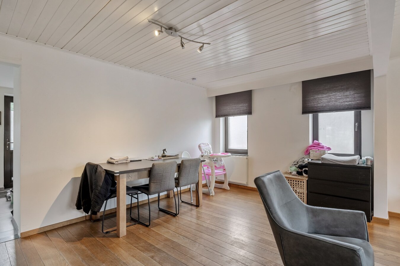 Opbrengsteigendom met vier eenheden 