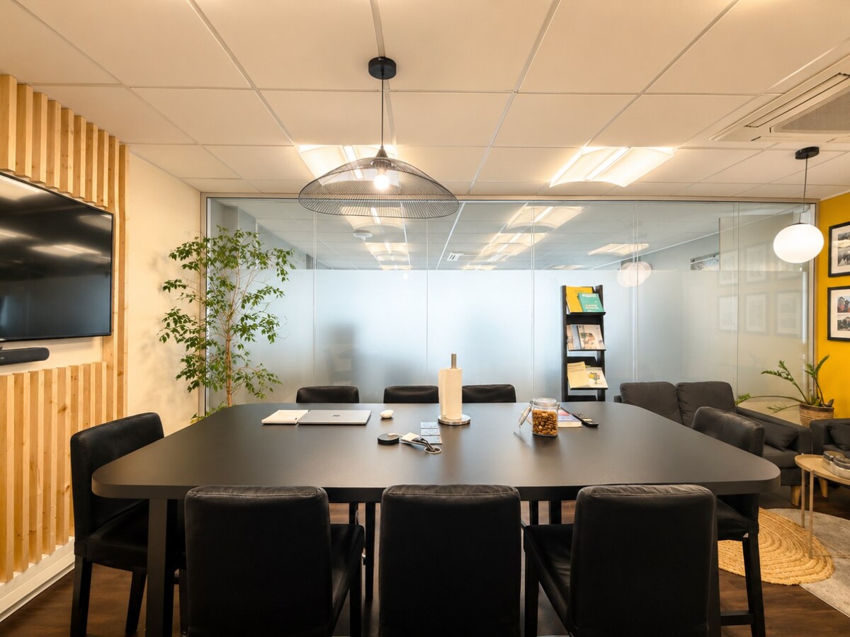 Superbe bureau de ±123 m² dans le zoning OUEST de Tournai 