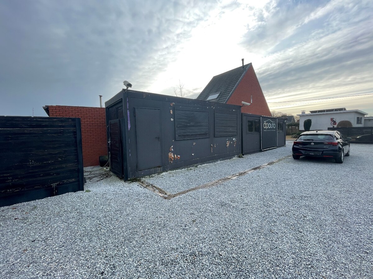 Uniek gelegen terrein (1000m²) op een uiterst centrale ligging te Roeselare 