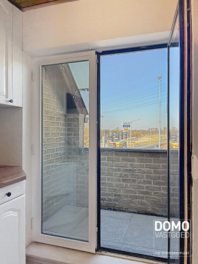 GERENOVEERD DUPLEXAPPARTEMENT MET 2 SLAAPKAMERS OP GOEDE LOCATIE IN KURINGEN 