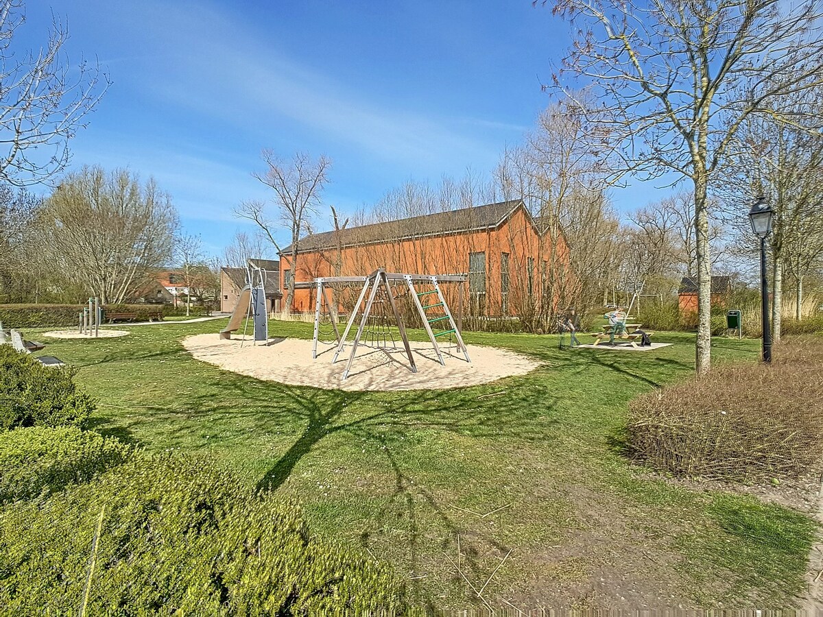 Mooie gezinswoning met tuin &amp; garage in rustige, kindvriendelijke woonwijk - Dudzele 