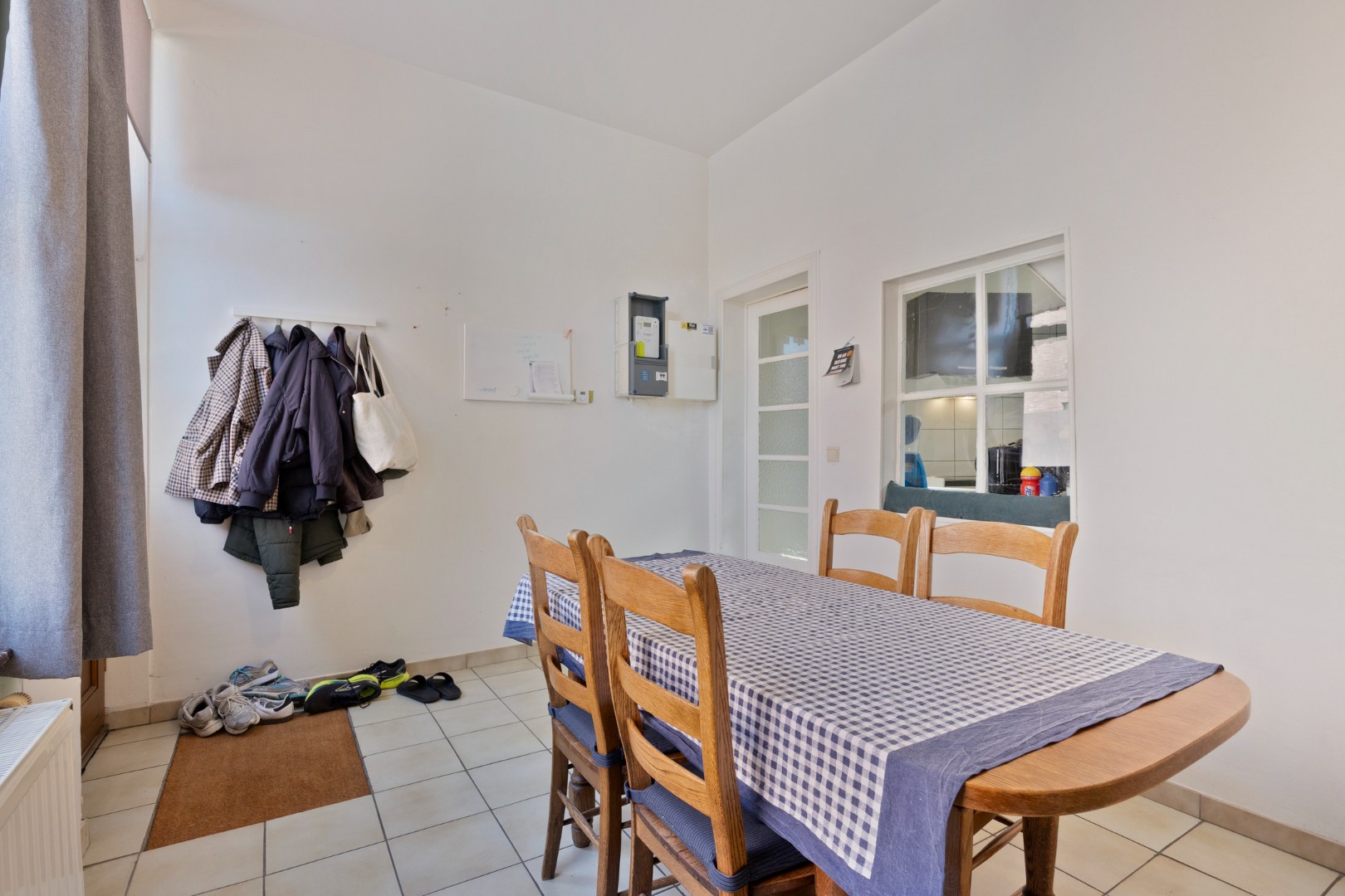 Gezellige rijwoning centraal gelegen bij UZ Leuven en het centrum met zeer ruime garage! - bewoonbare opp. 73 m² 